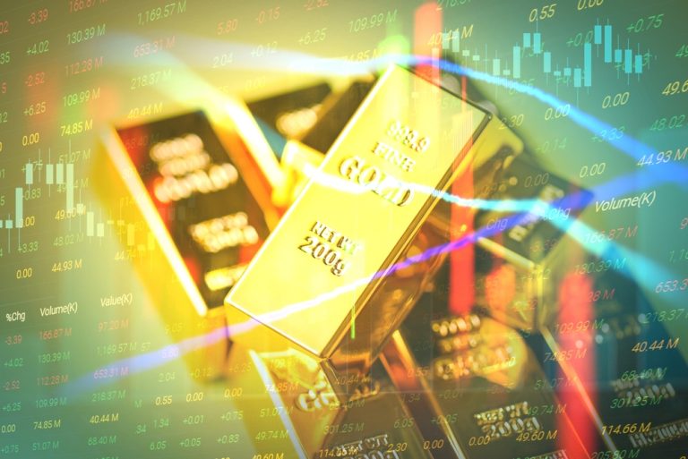 4 Reasons to Invest in Gold
