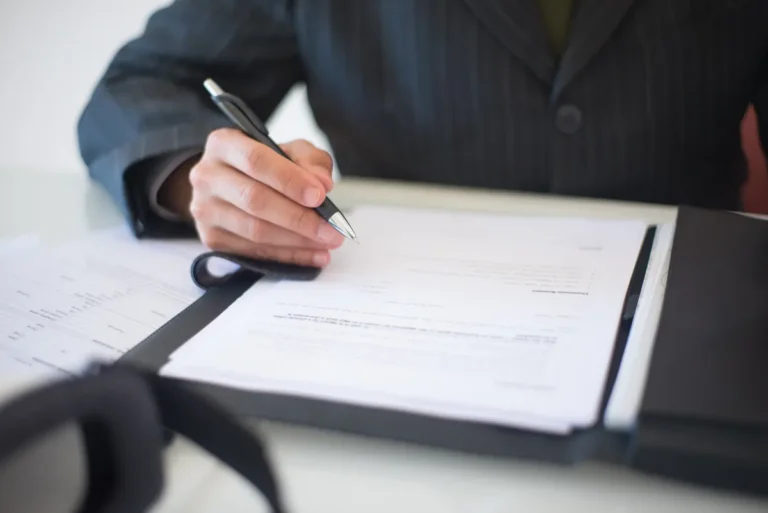 Inheritance Disputes and Family Planning: What Advisers Must Face in the Wealth Transfer inheritance disputes family planning